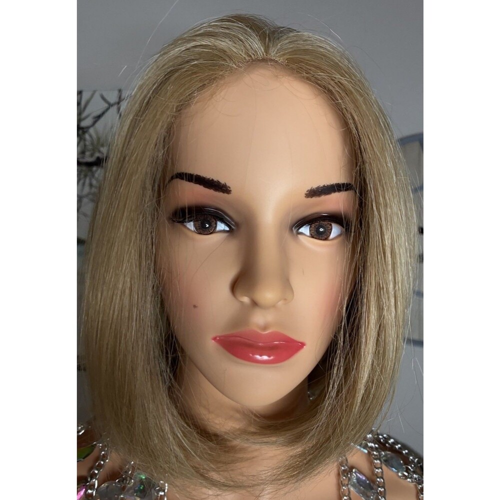 NOW LUXE HAIR WIG STYLE:#1116Lace Front BIG-WAVE BOB COLOR: Caramel Blonde